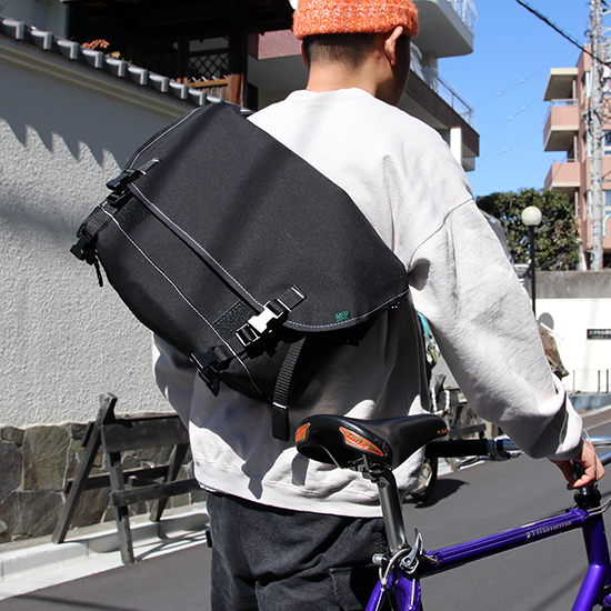 mer bags カスタムメイド 水っぽく メッセンジャー 大型バック 