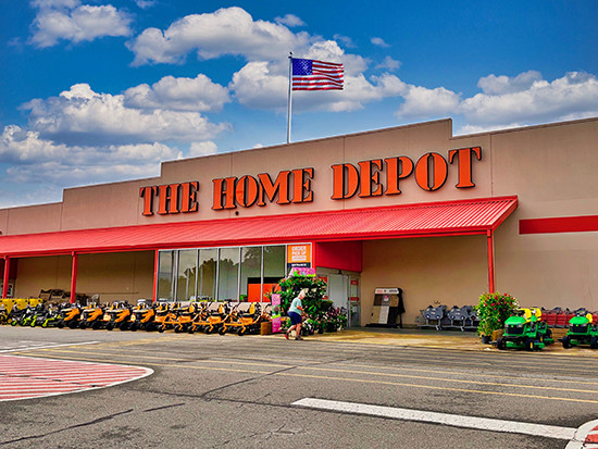 A_home_depot_store_in_blairsville_g